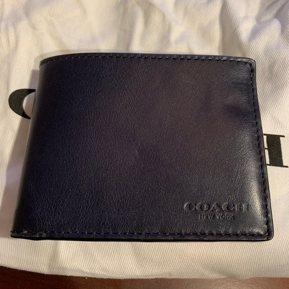 Coach wallet new and unused! Retail is $125.